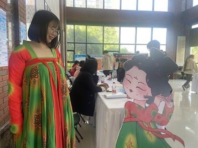 双选会现场1