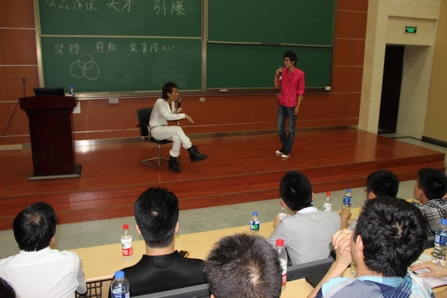 http://wcmfileapi.zznu.edu.cn:8002/picture/article/67/8c/d7/392a71a84d908a8ebca90682086e/db2aff75-beca-4be2-8edd-f9ba6fe44099.jpg