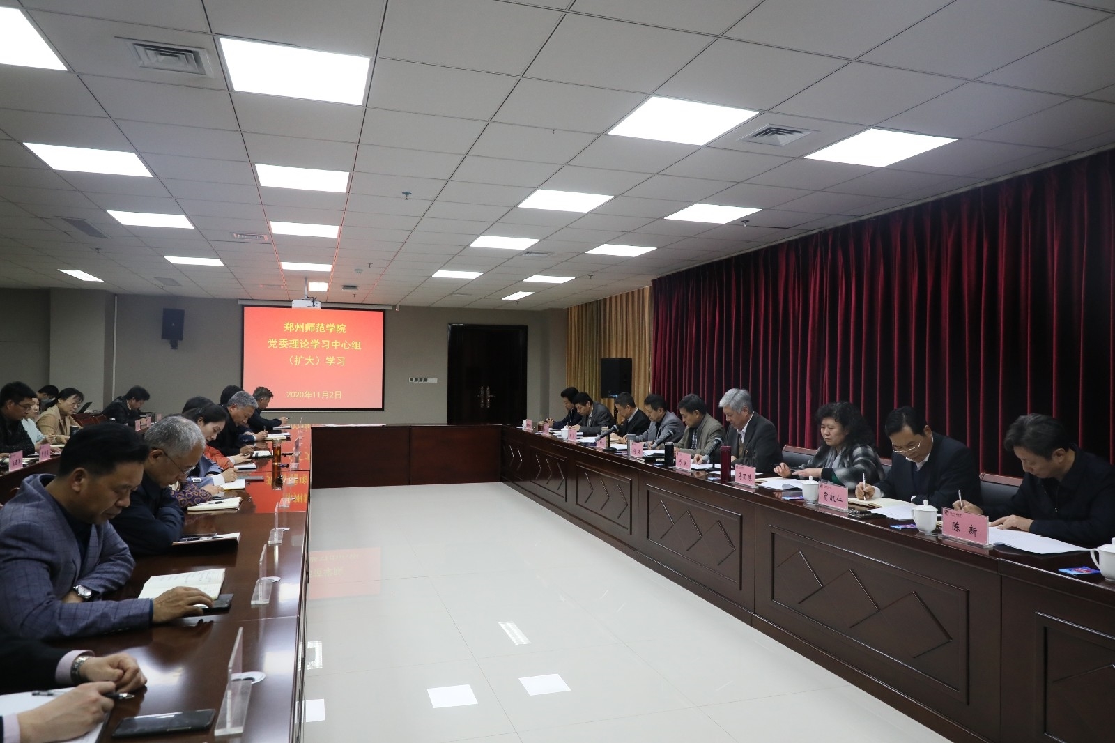 ce011de9d05fb09a710be0177c2b2e9.jpg