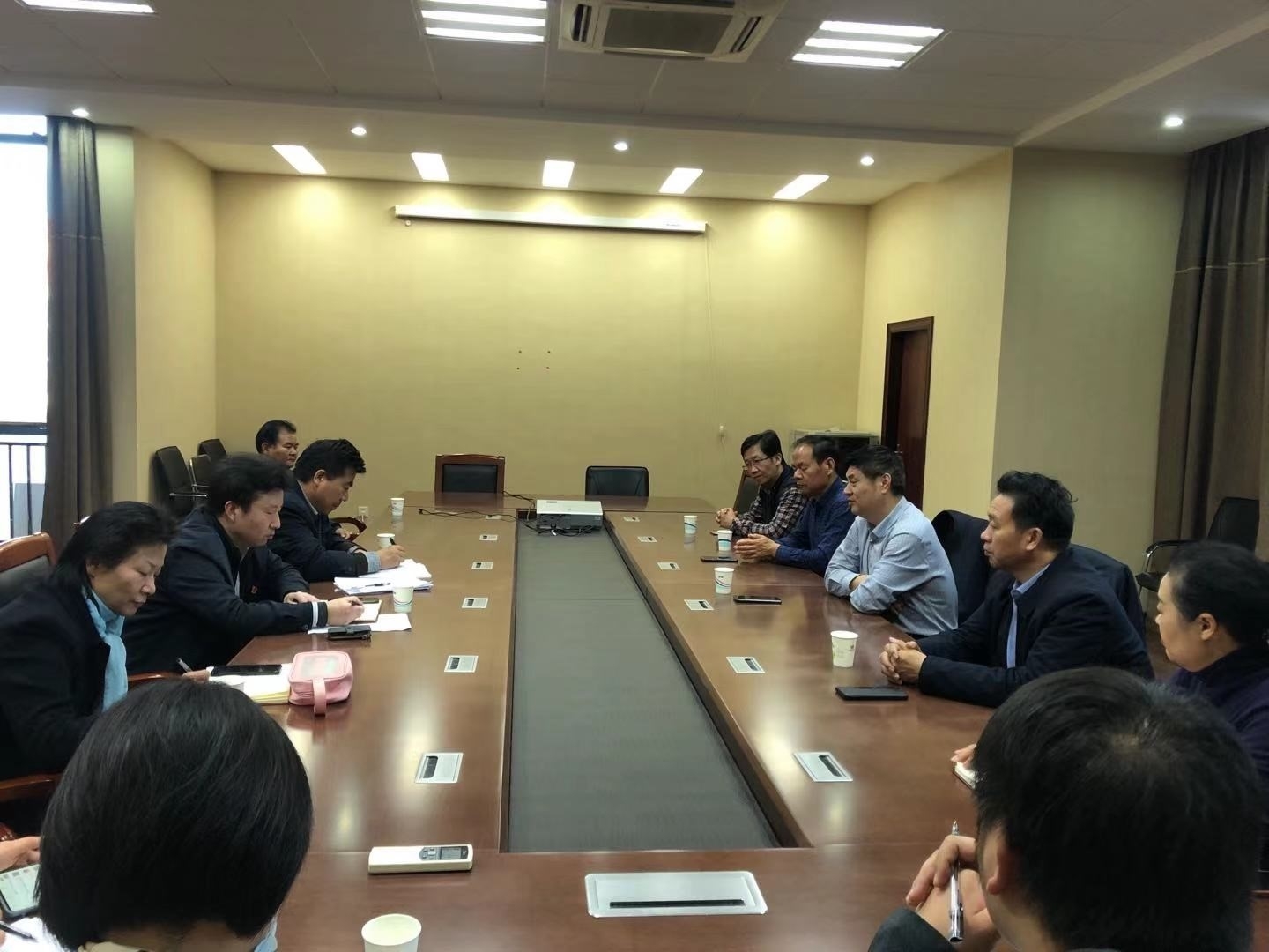 3副校长刘济良就专业认证工作提出明确要求.jpg